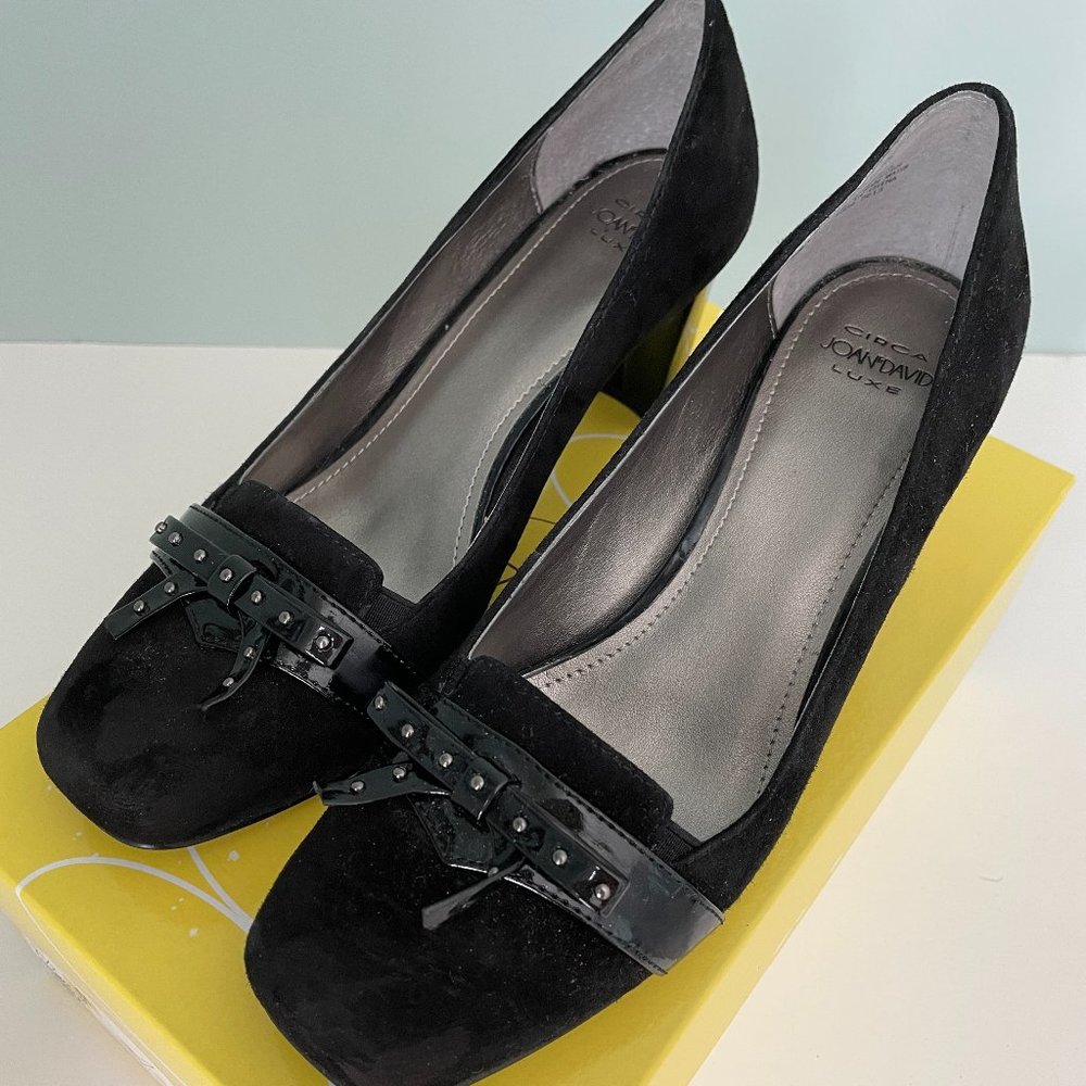 Circa Joan & David Virnica Suede Pumps Size 7 1/2M